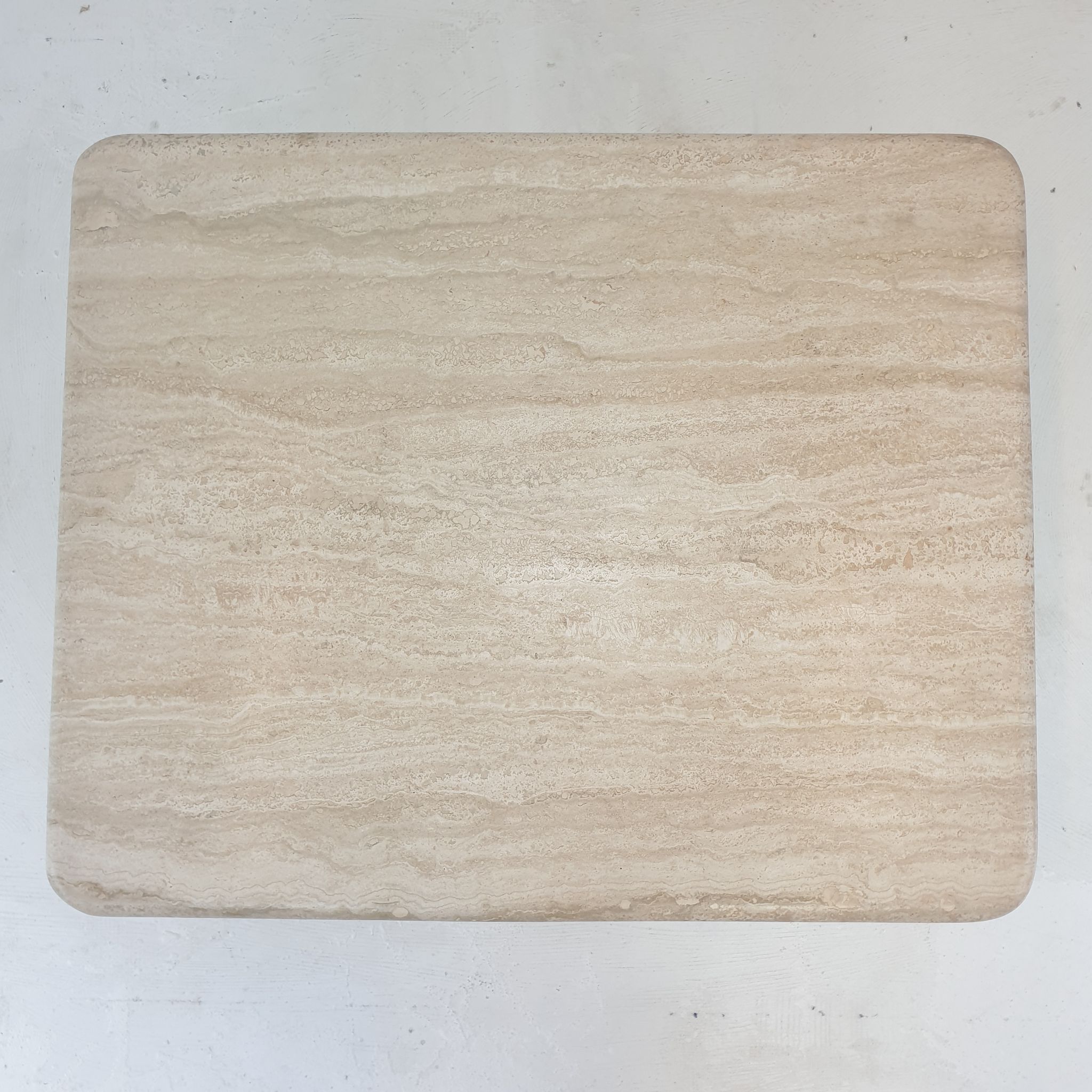 Table basse italienne en travertin, années 1980