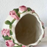 Slip vase.
