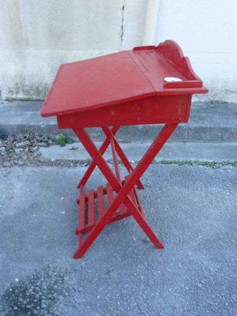 Folding vintage children's desk