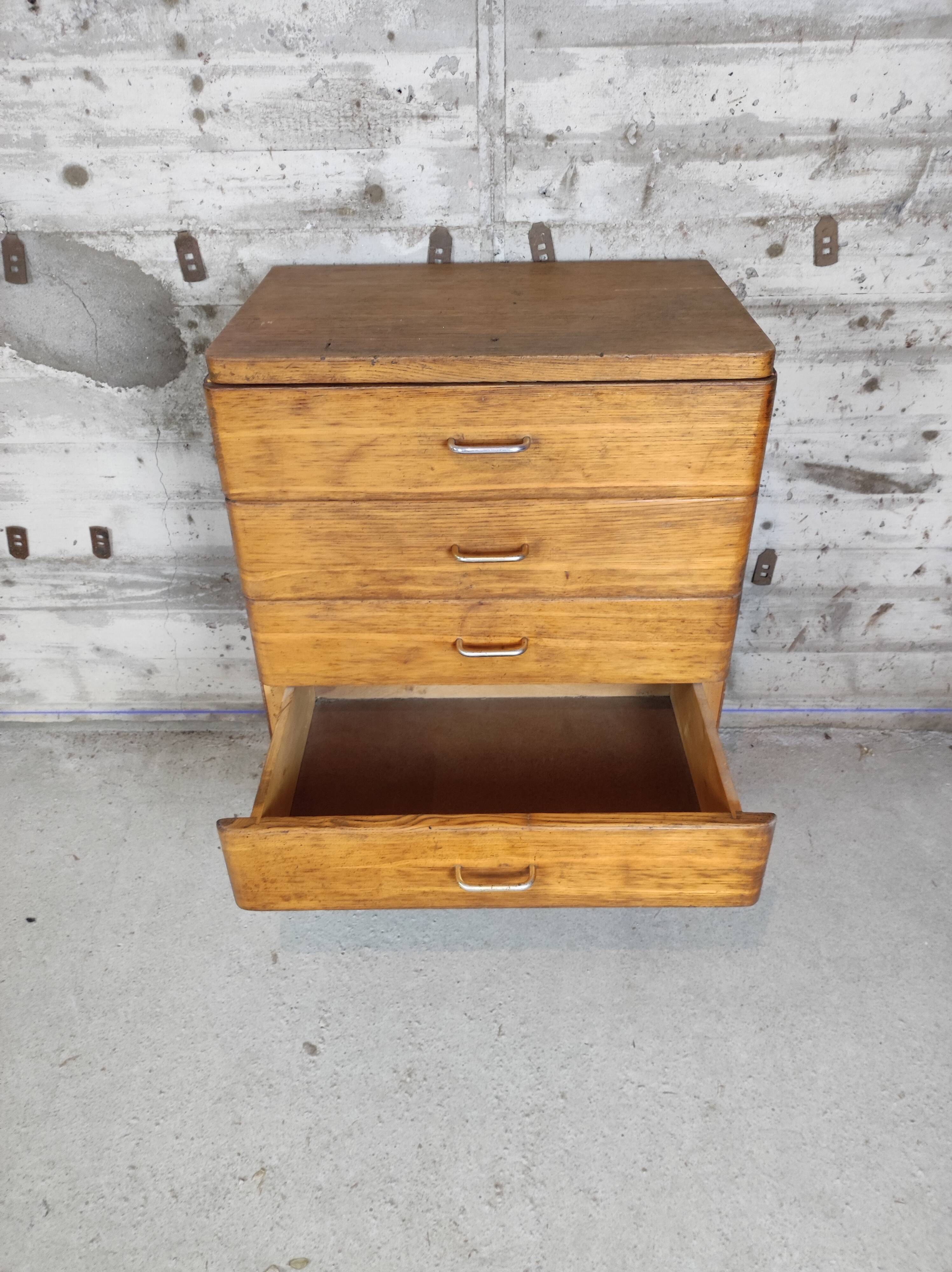 Chiffonnier vintage