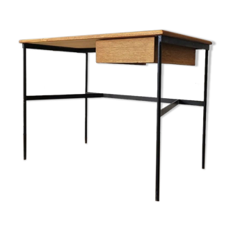 Office CM 174 design by Pierre Paulin ed. Thonet