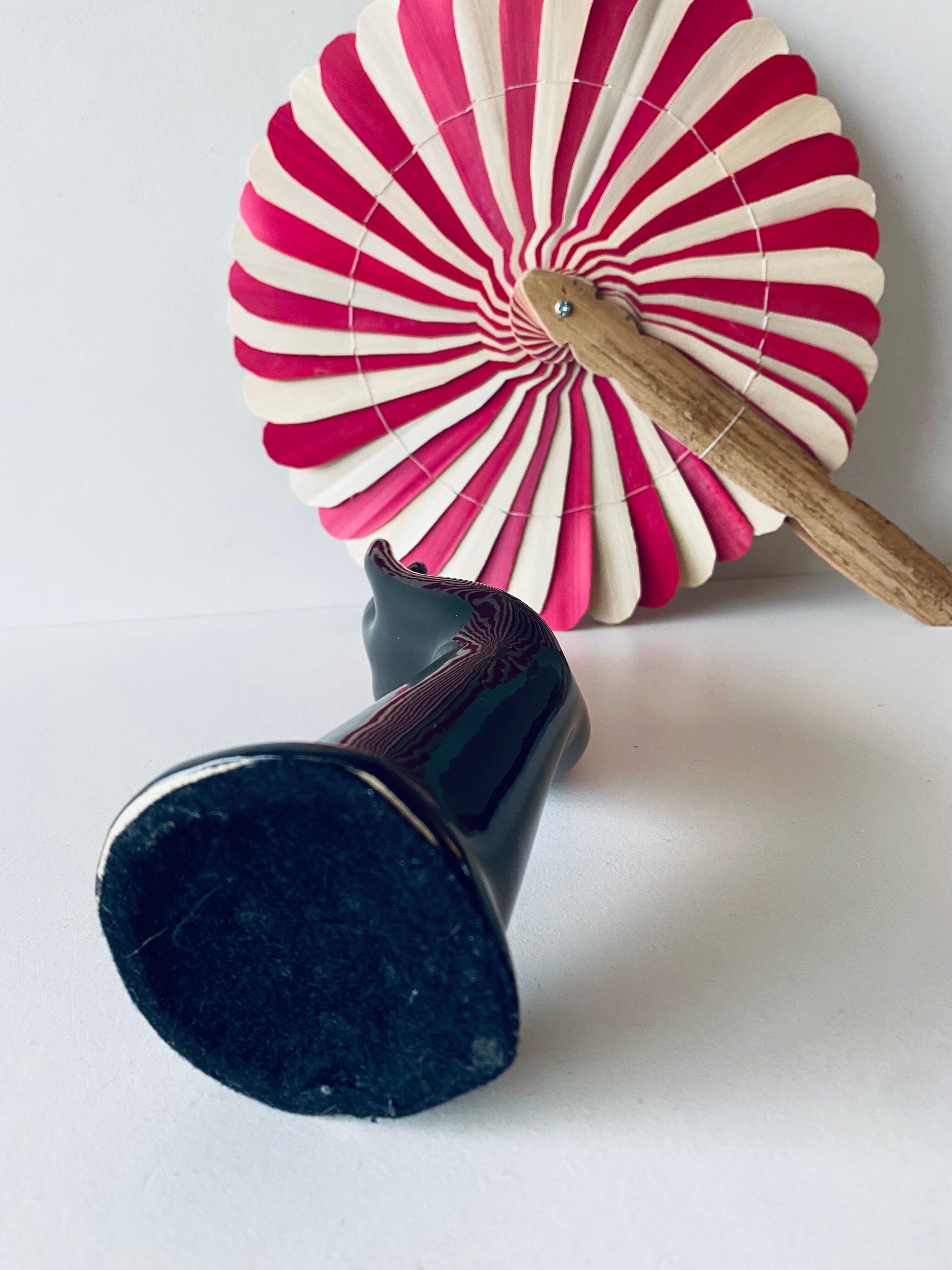 Hand vase and ceramic jewelry holder