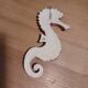 Hippocampe en ceramique