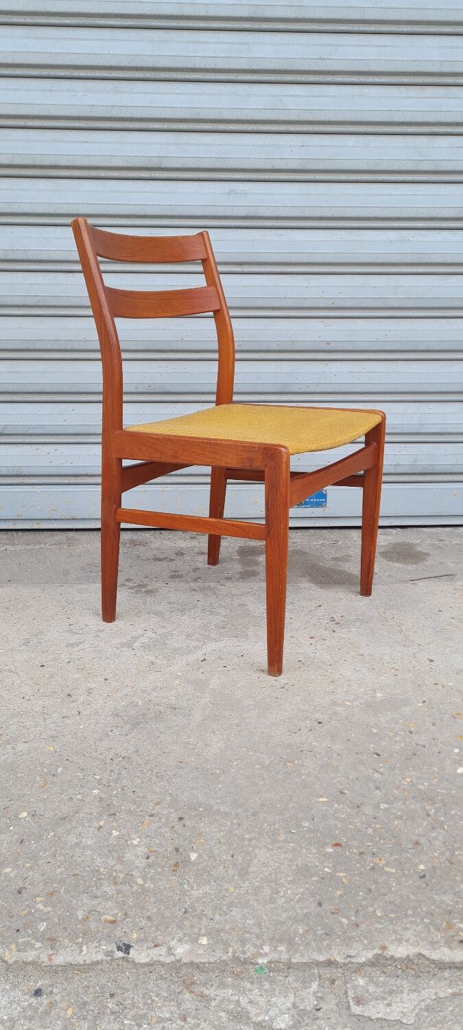 Chaise scandinave en teck ulferts
