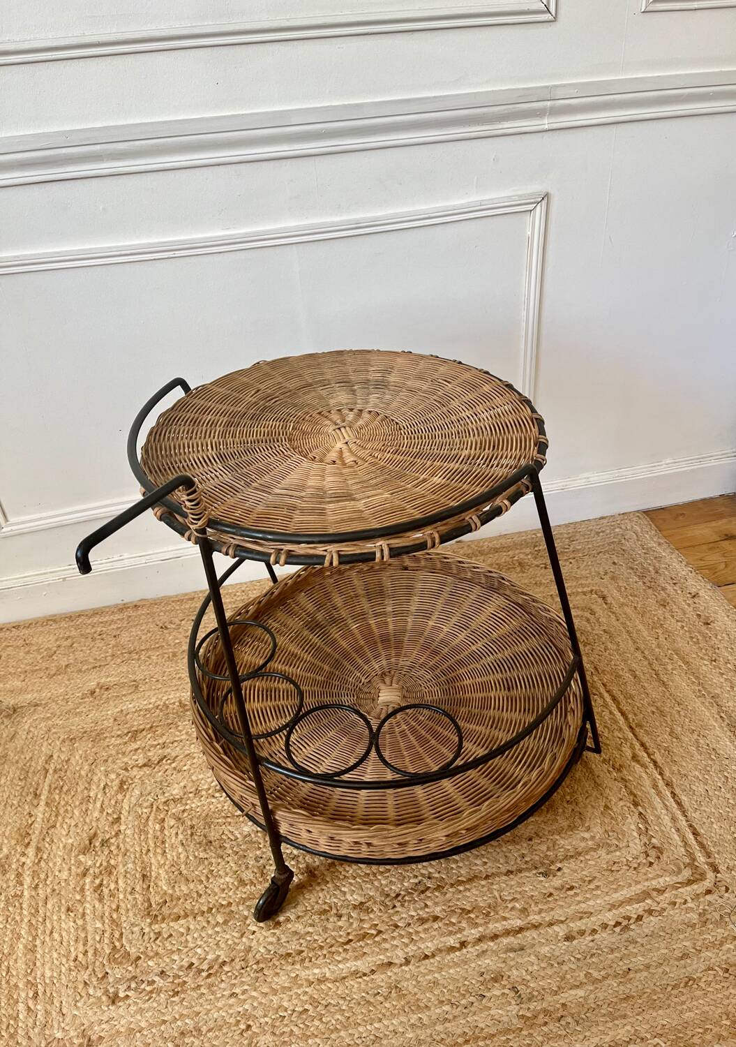 Airborne wicker and metal rolling trolley