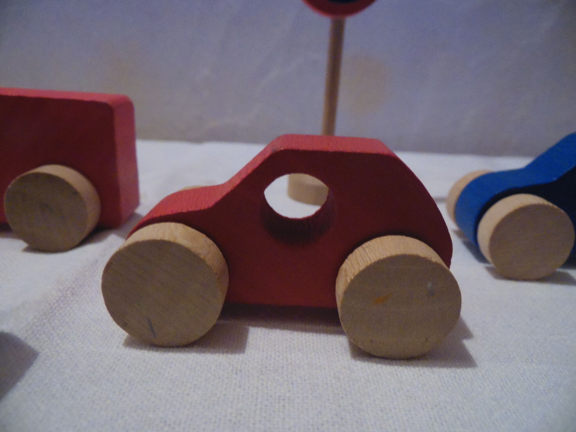 Ensemble de bolides en bois vintage