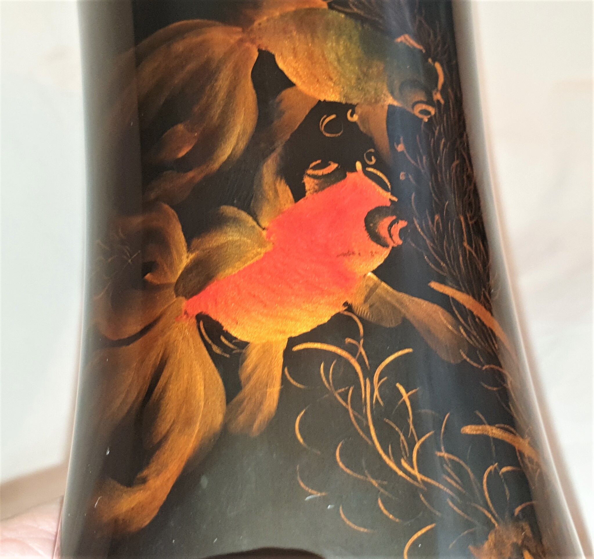 Vase en laque de Chine à décor de poissons japonais