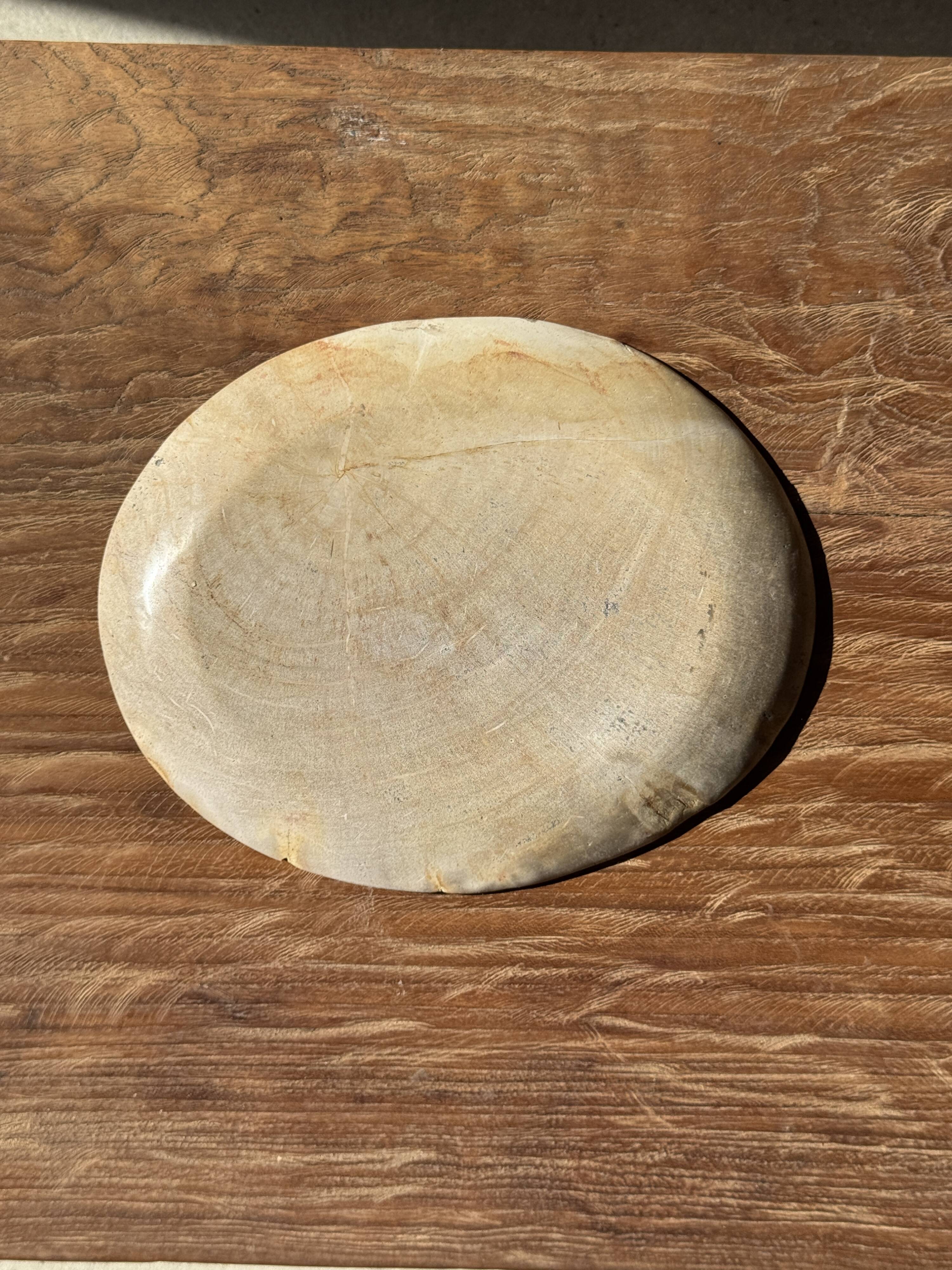 Small oval beige solid petrified wood tray or pocket emptier D24-19 -3311