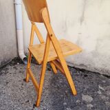 5 vintage wooden folding chairs