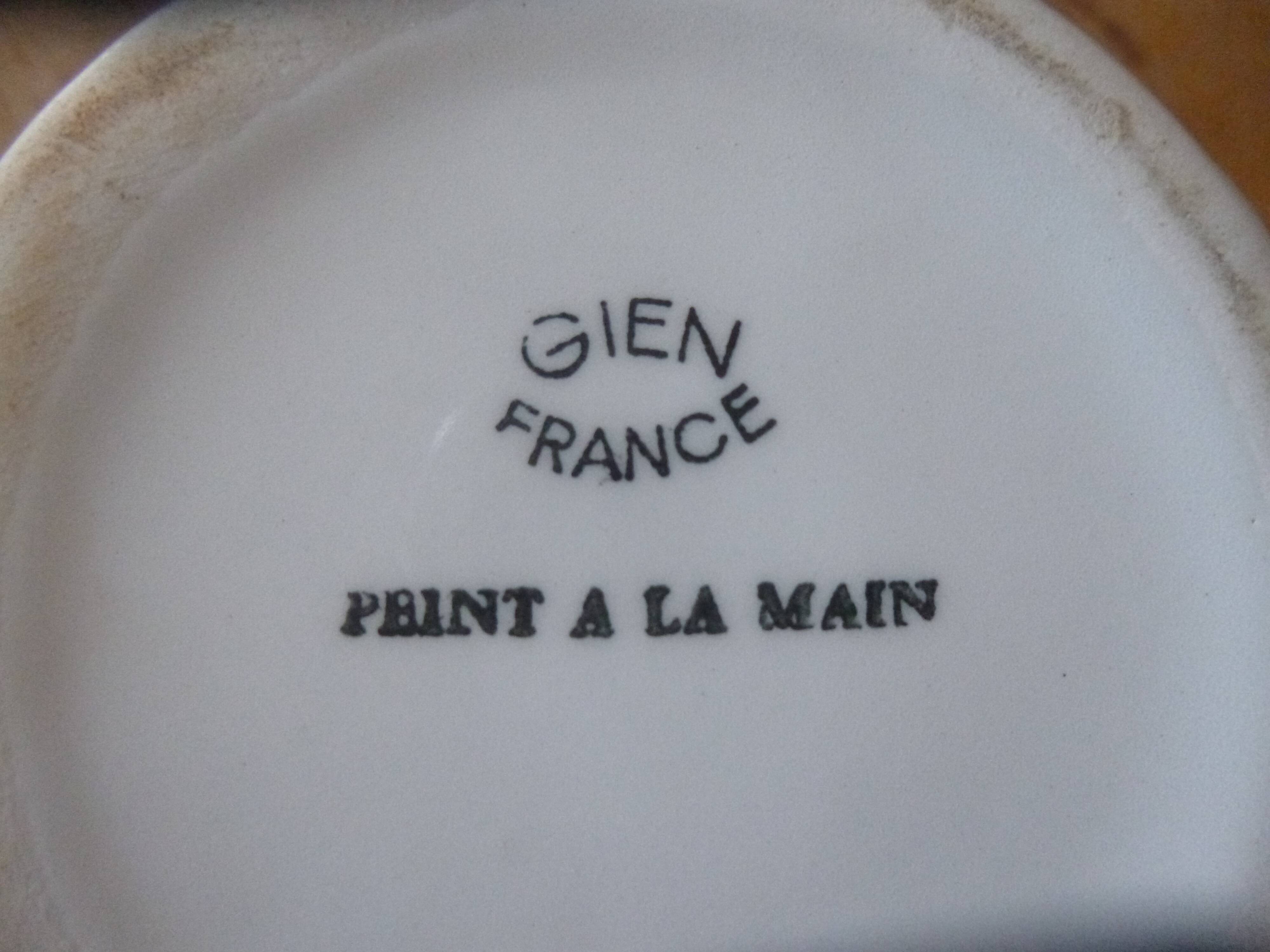 Gien sauce boat