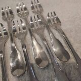 12 silver-plated oyster forks, Christofle Cluny goldsmith, 14.9 cm