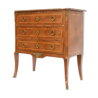 Transition style chest of drawers