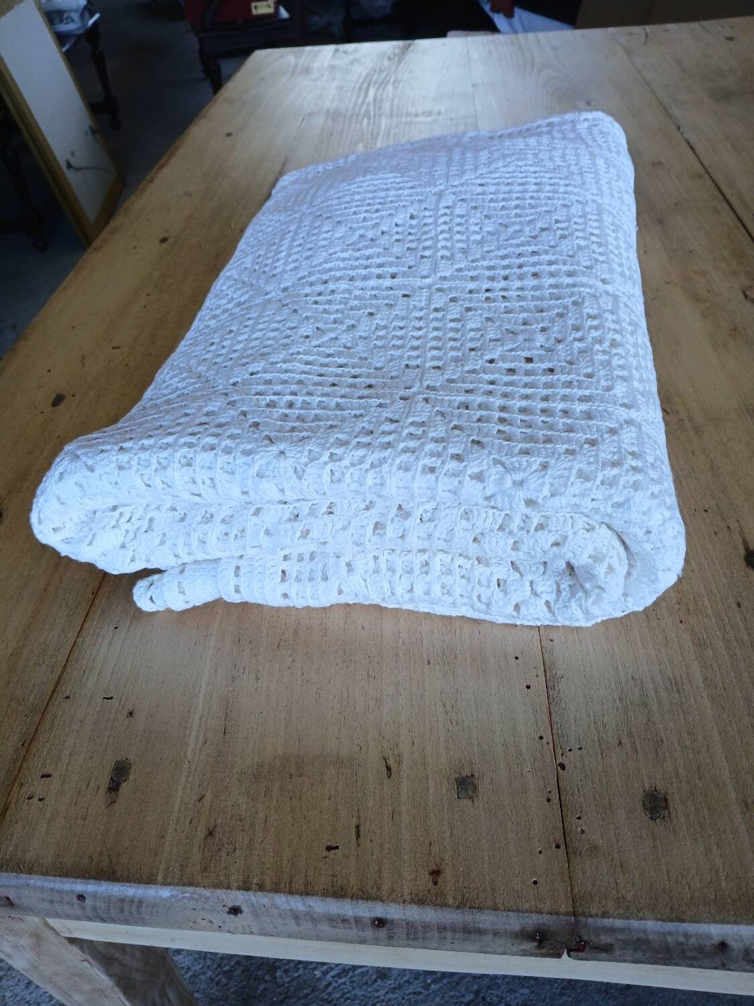 Dessus de lit ancien en crochet fait main