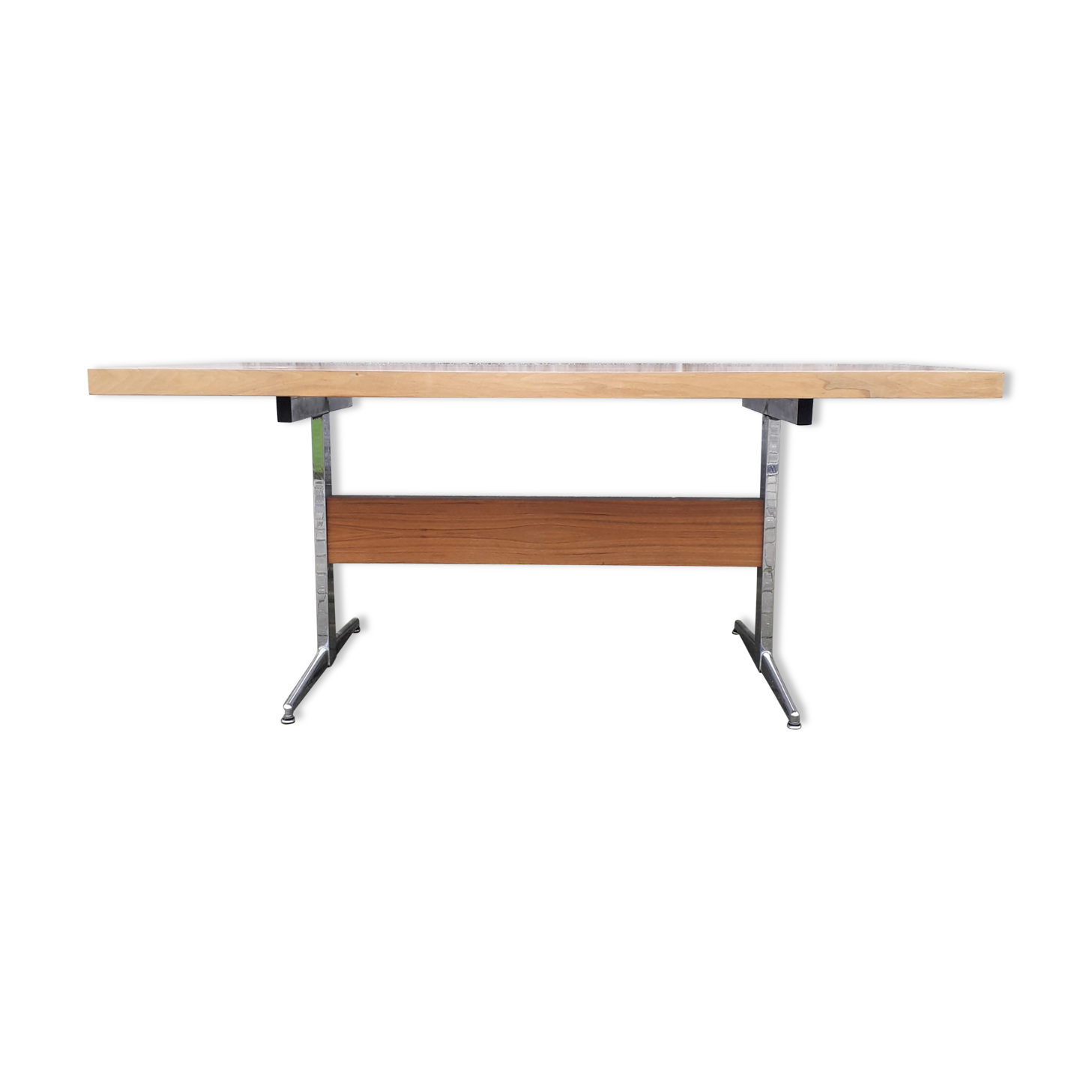 Dining table or conference table