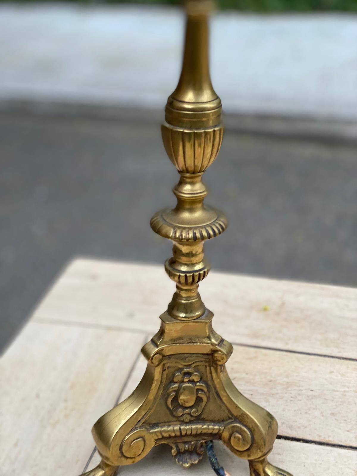 Vintage candle holder lamp in gilded bronze from the 19th century.