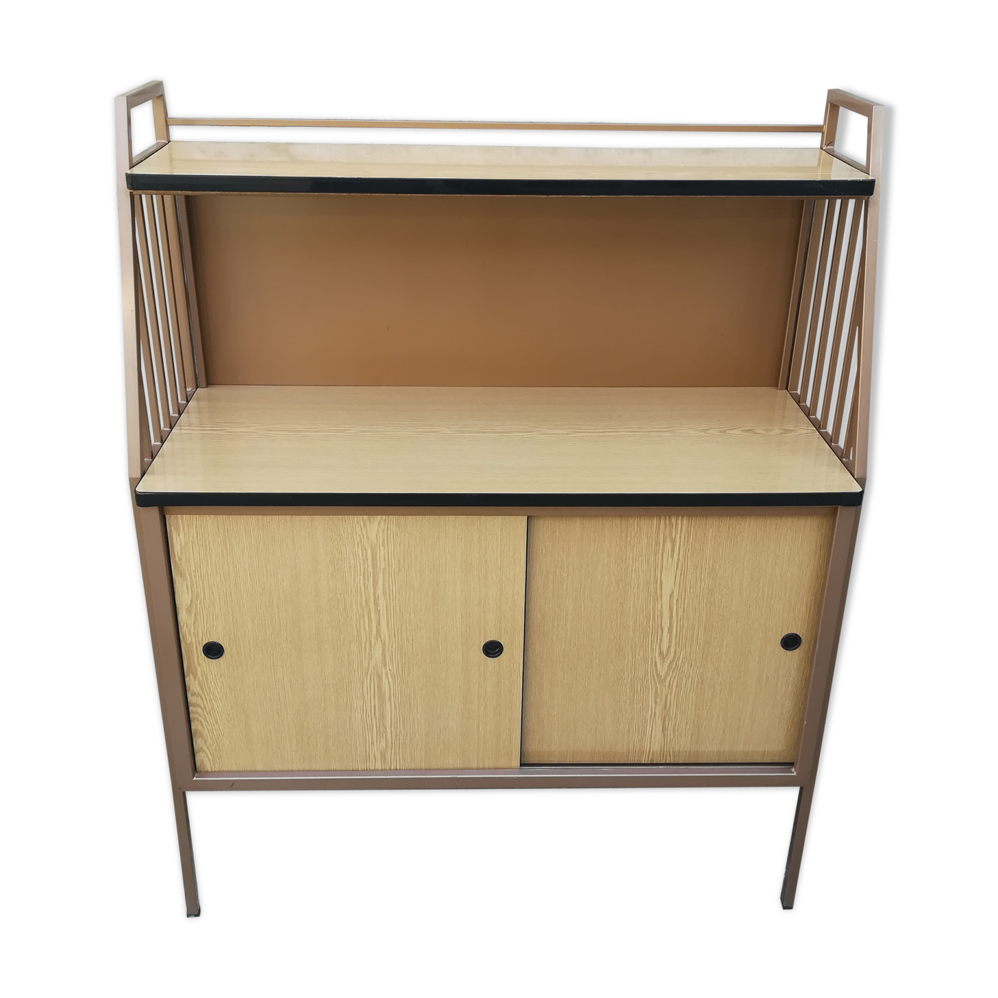 Buffet in formica