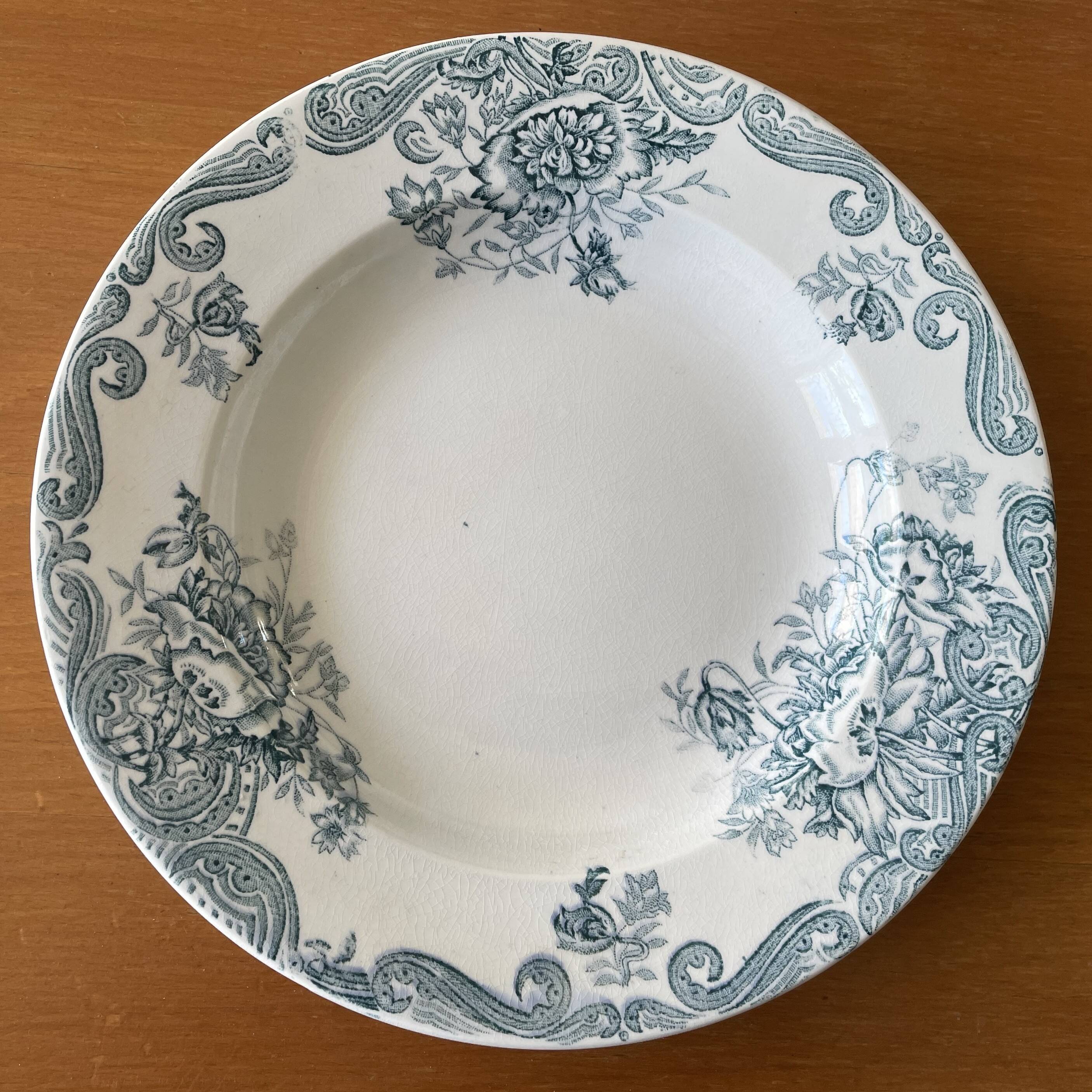 6 assiettes creuses anciennes en faïence de Clairefontaine