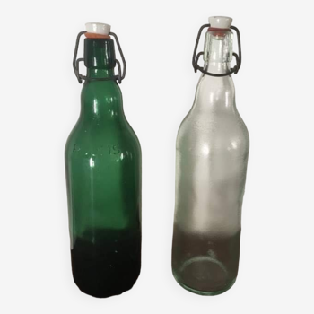 2 bouteilles anciennes