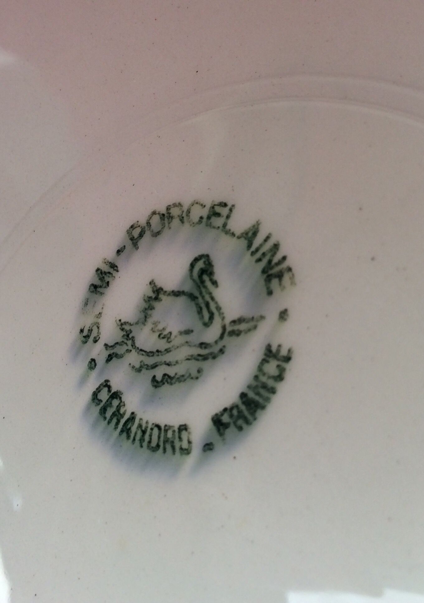 Set of 8 plates Ceranord St-Amand semi-porcelaine