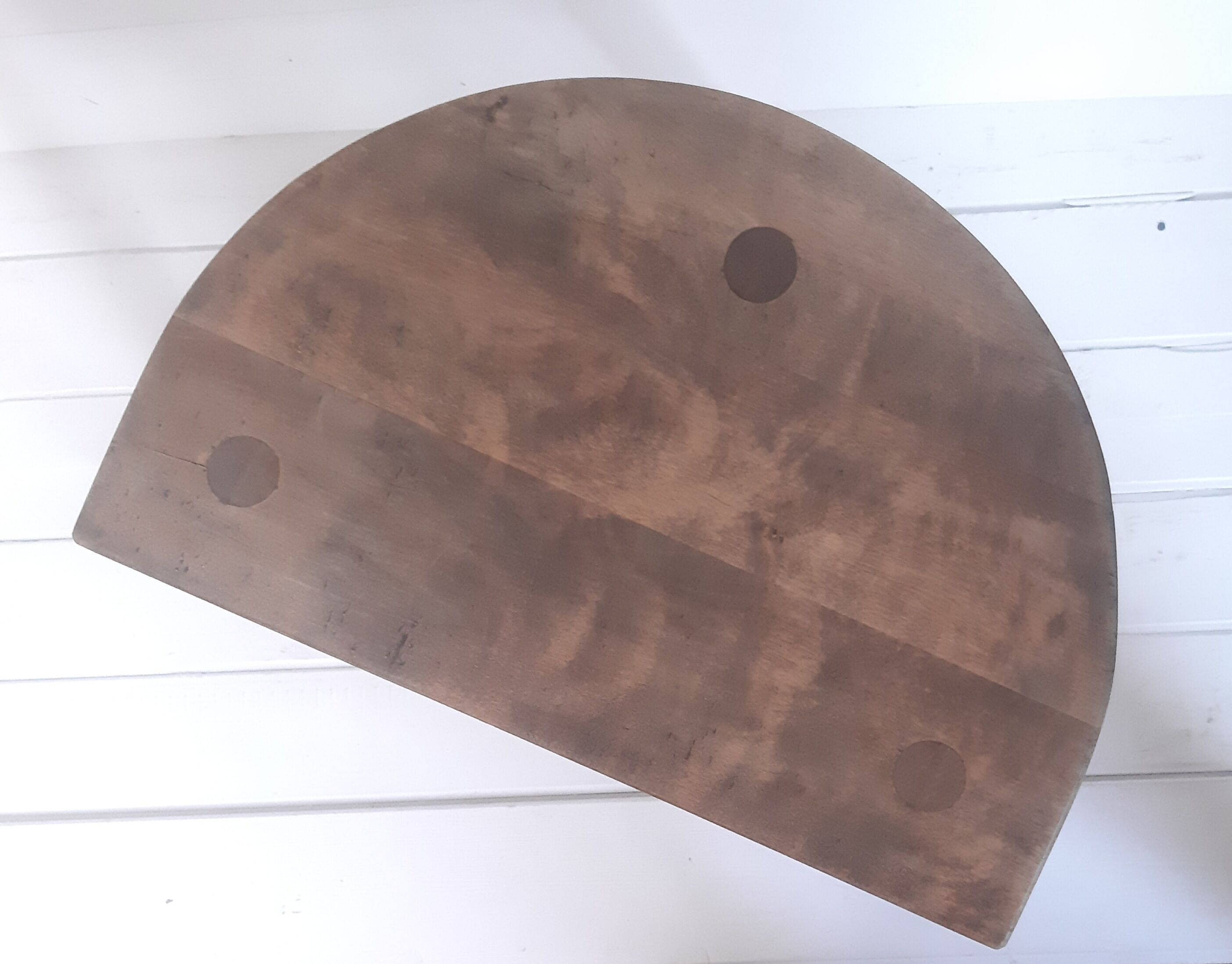 Tabouret tripode