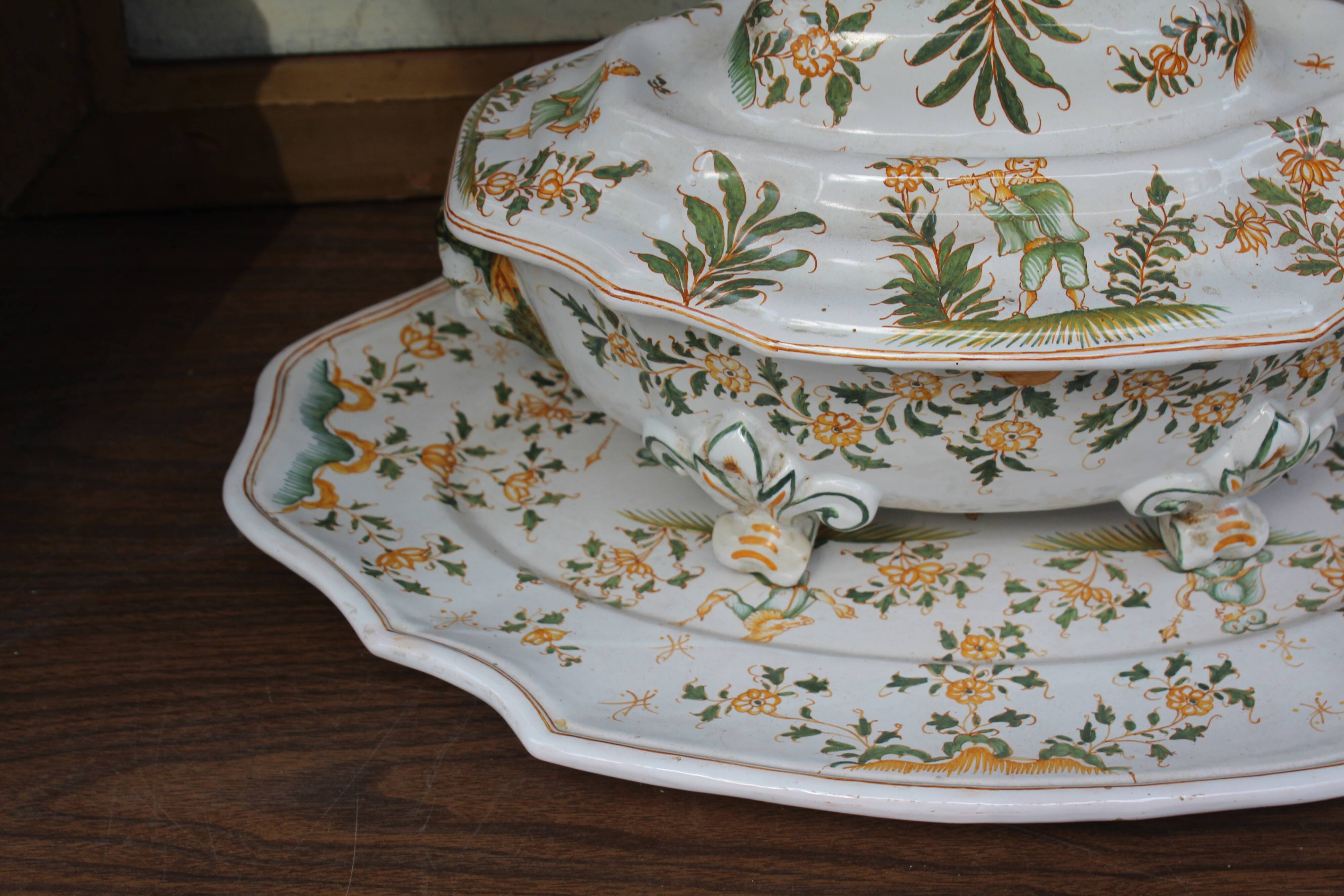 Earthenware soup bowl