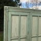 Armoire parisienne verte à panneaux vintage 1940/1950