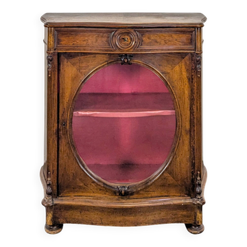 Low display cabinet in English mahogany