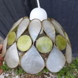 Mother-of-pearl lampshade suspension
