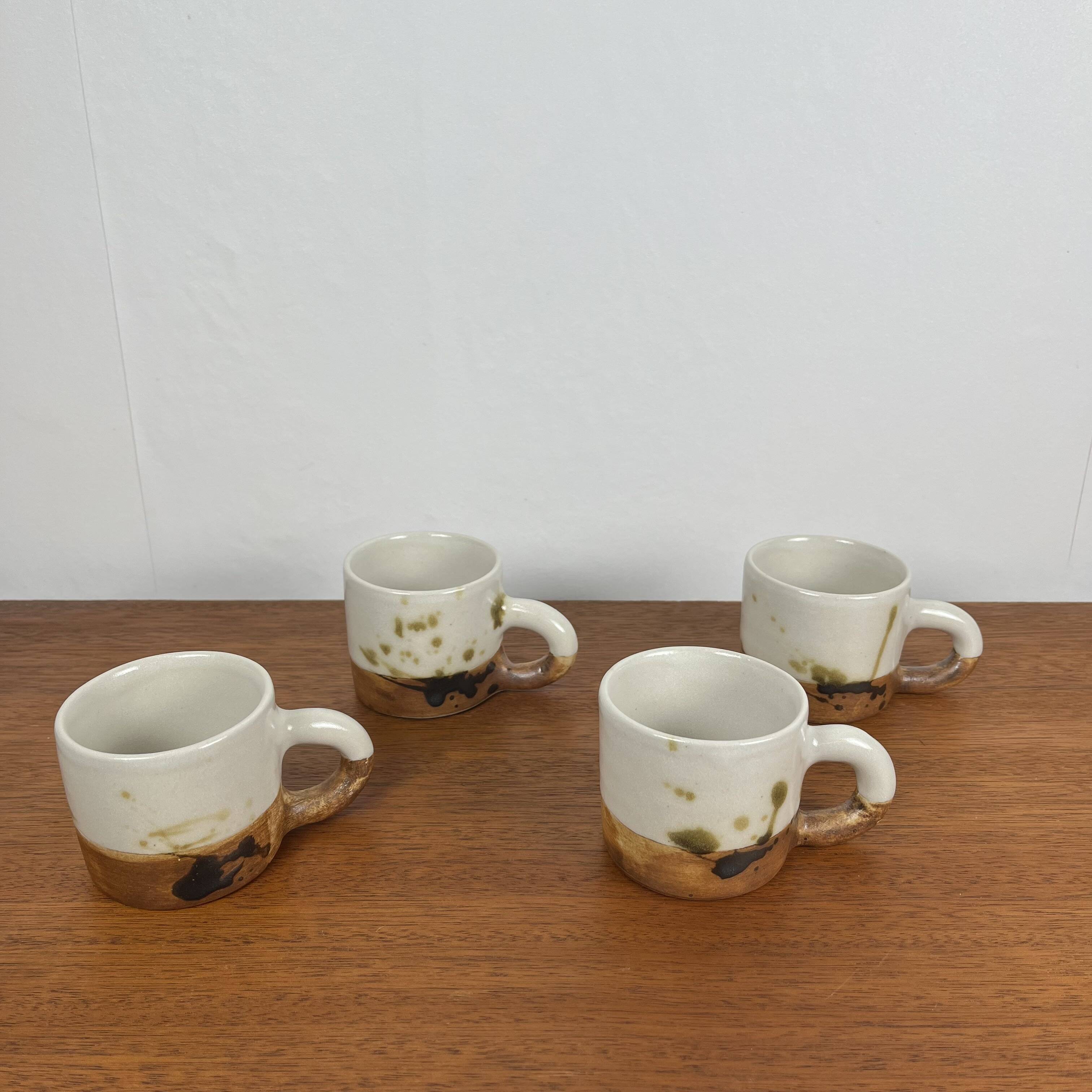Set of 4 coffee/tea cups "La Colombe", 1950/60