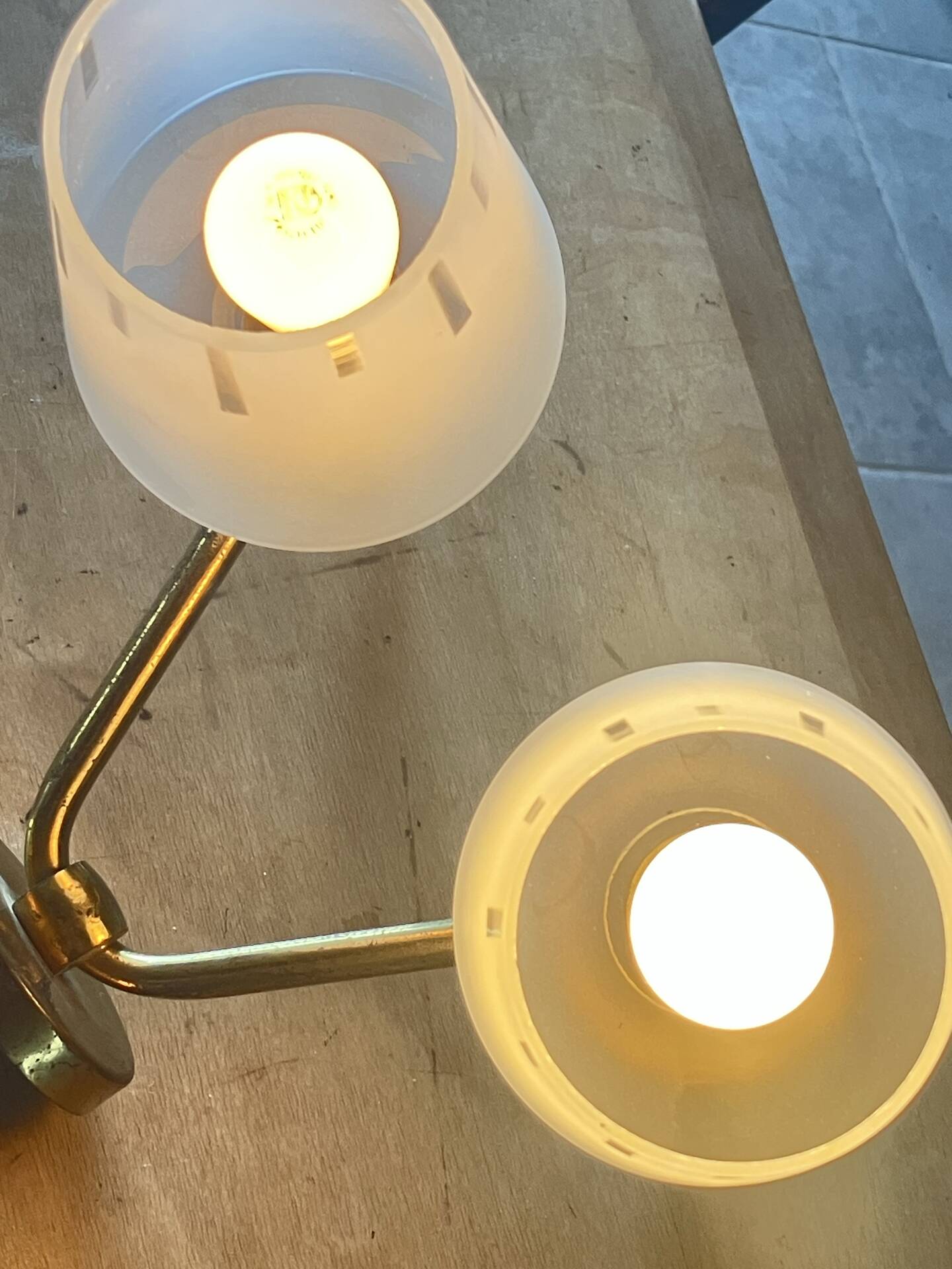 Chic frosted glass wall light