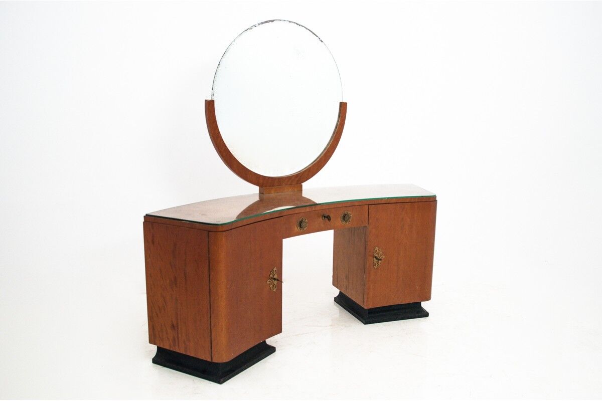 Art deco dressing table with mirror