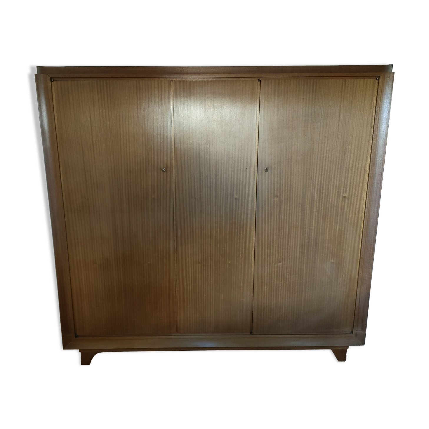 Vallin wardrobe and bedside table