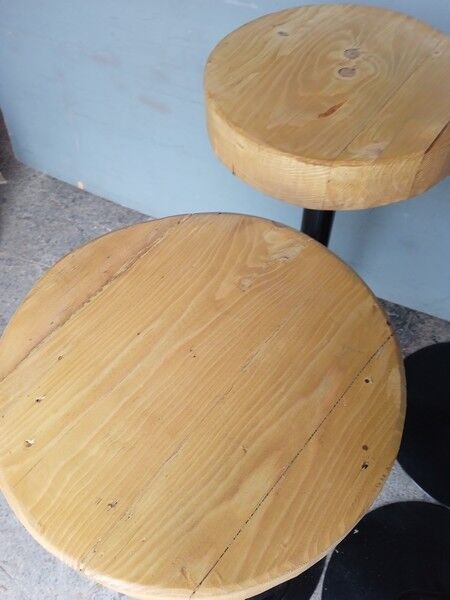 4 high bar stools wood and metal