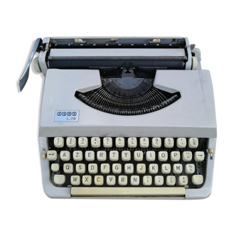Portable writing machine japy year 1970 model l 72