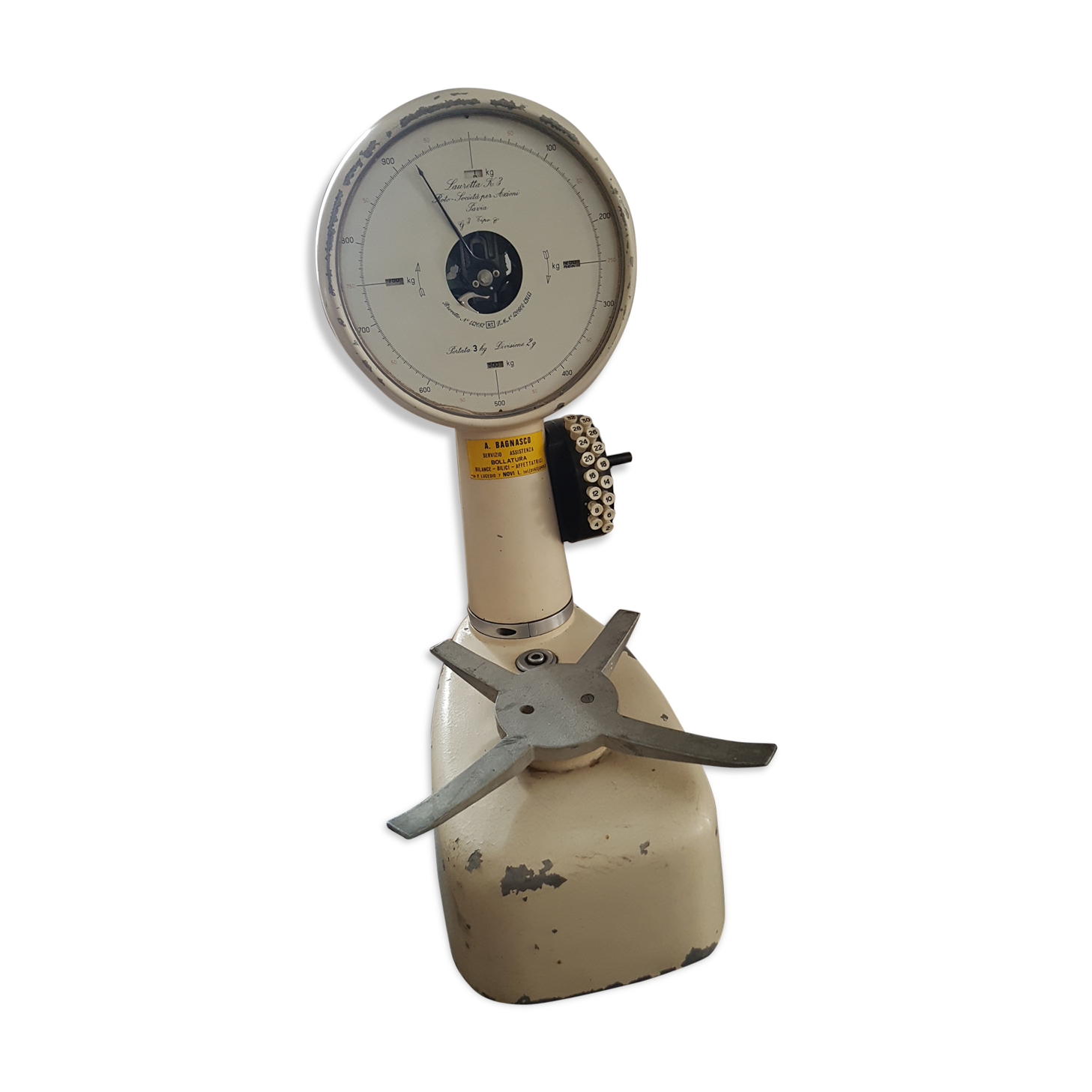 Former Italian grocer's scale