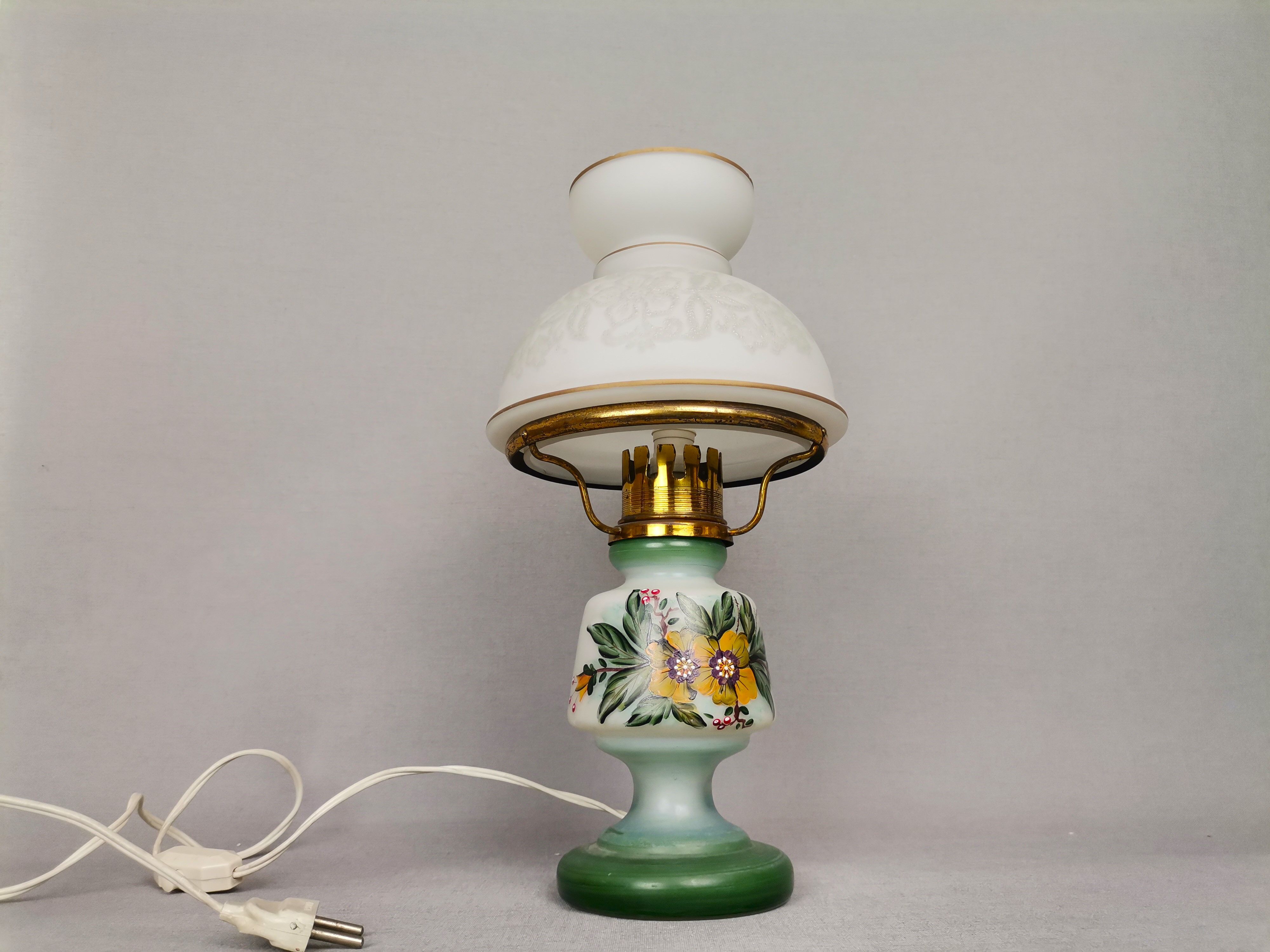 French country 1960s rustic green ceramic and glass vintage table lamp