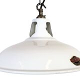 Lampe à suspension industrielle en émail blanc de Thorlux, années 1960
