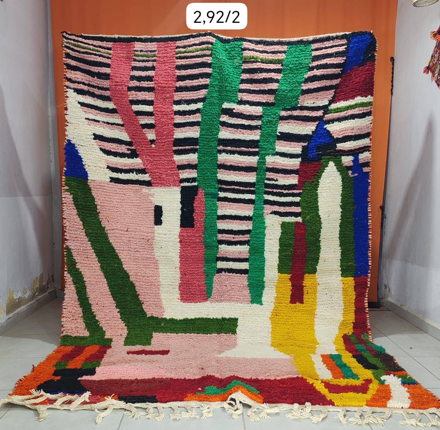 Berber Boujaad rug from Morocco in wool – 292 × 200 cm – abstract design