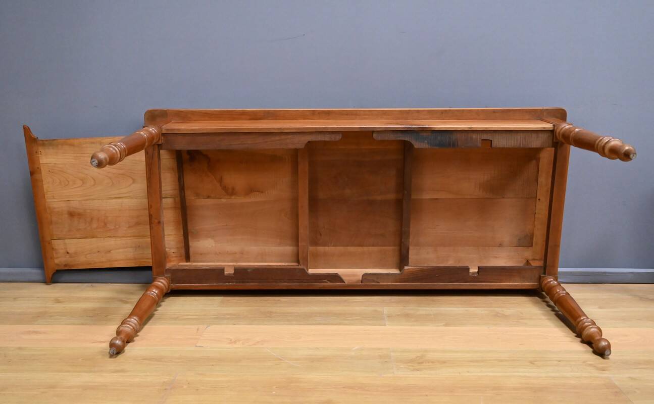 Farm table in cherry wood – late 19th century