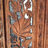 3-leaf screen in cut wood
