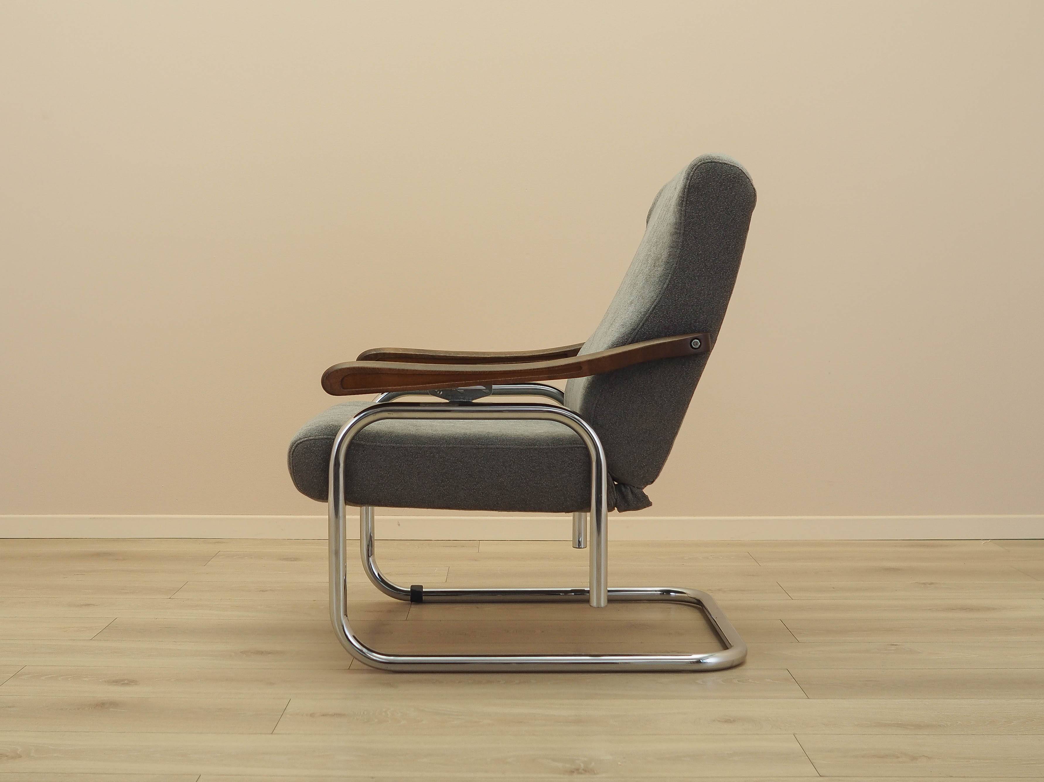Italian lounge chair with reclining back, 1970s