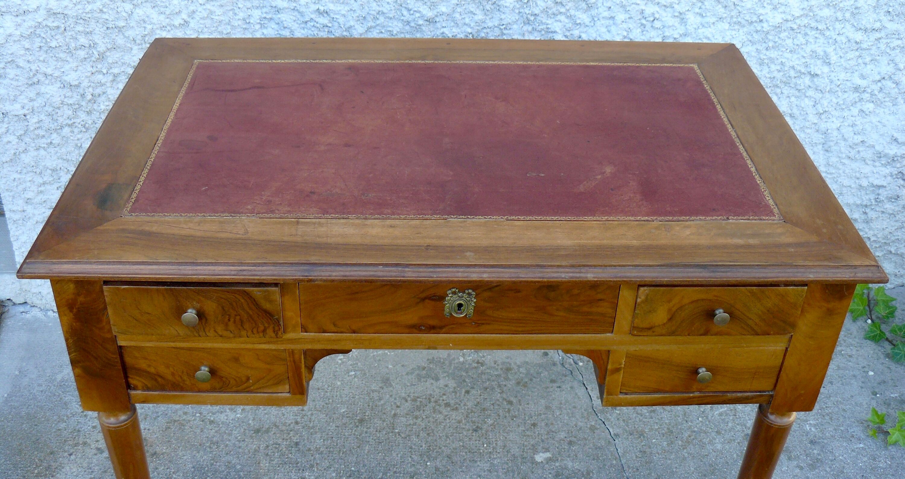 Walnut flat desk with 5 drawers