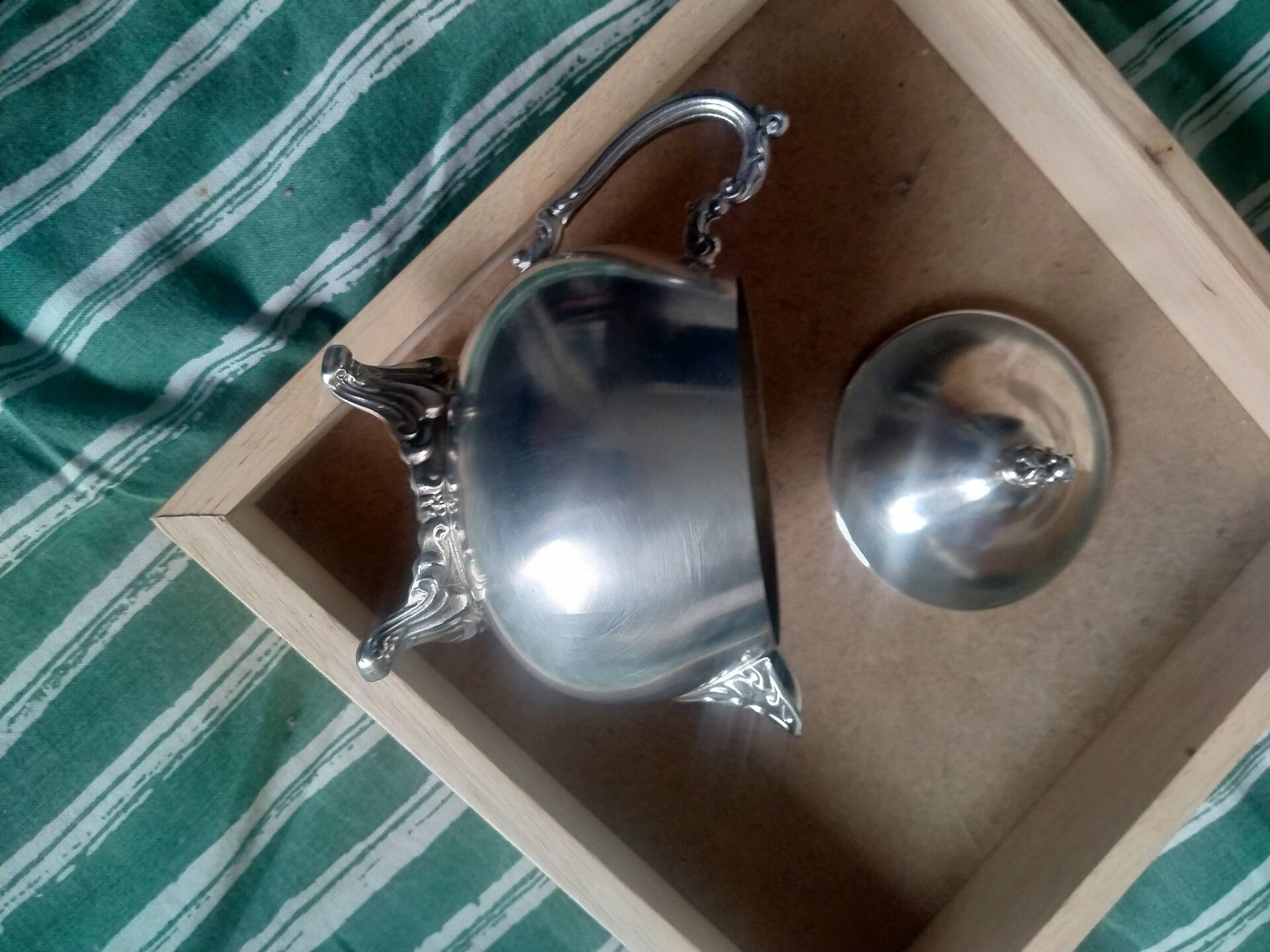 Sucrier métal argenté style art déco Orbrille