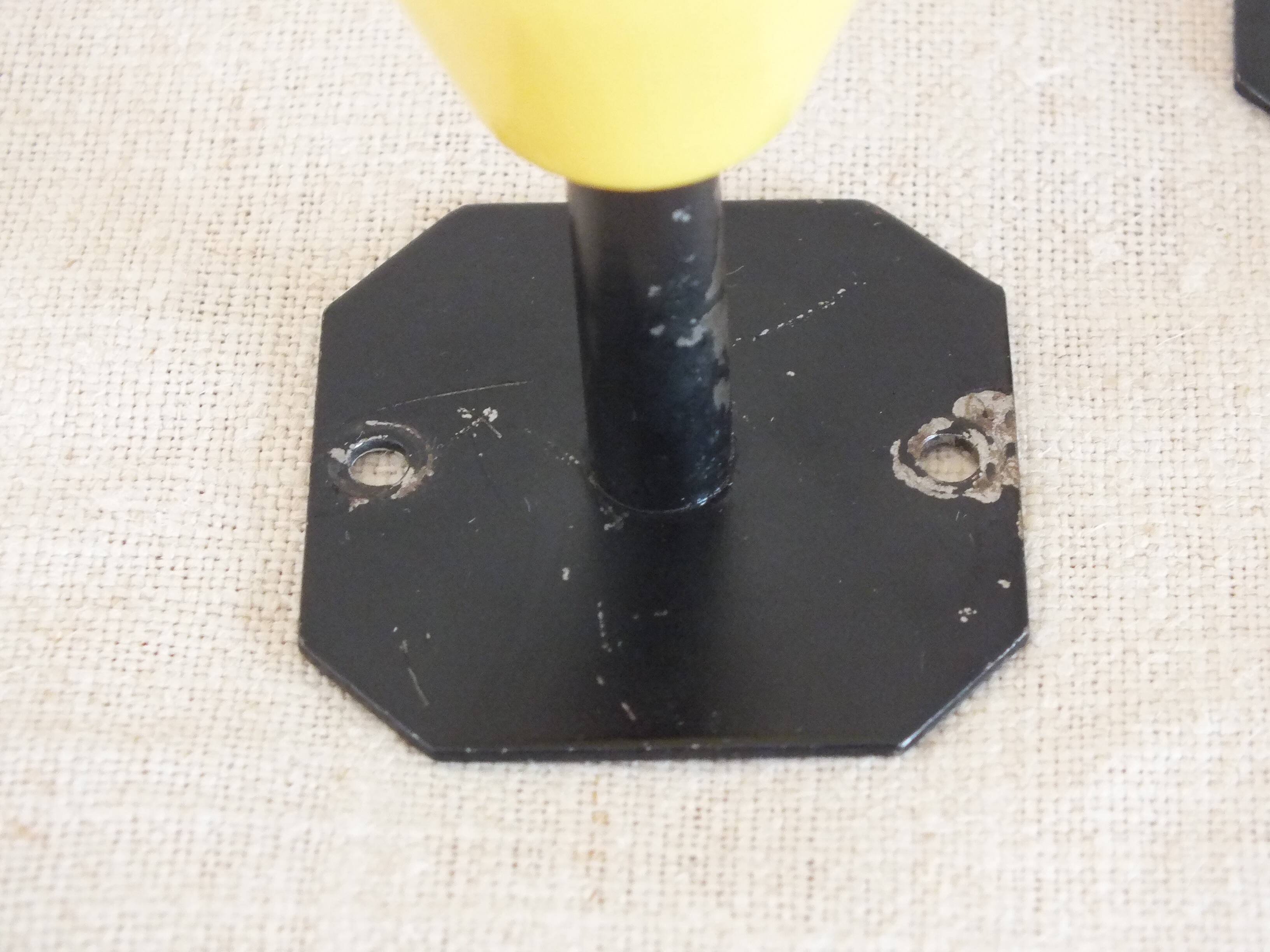 3 vintage coat/door hooks from the 50s/60s black/yellow