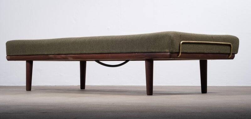 Mid-Century Danish Model GE19 Daybed in Teak attributed to Hans J. Wegner for Getama, 1960s