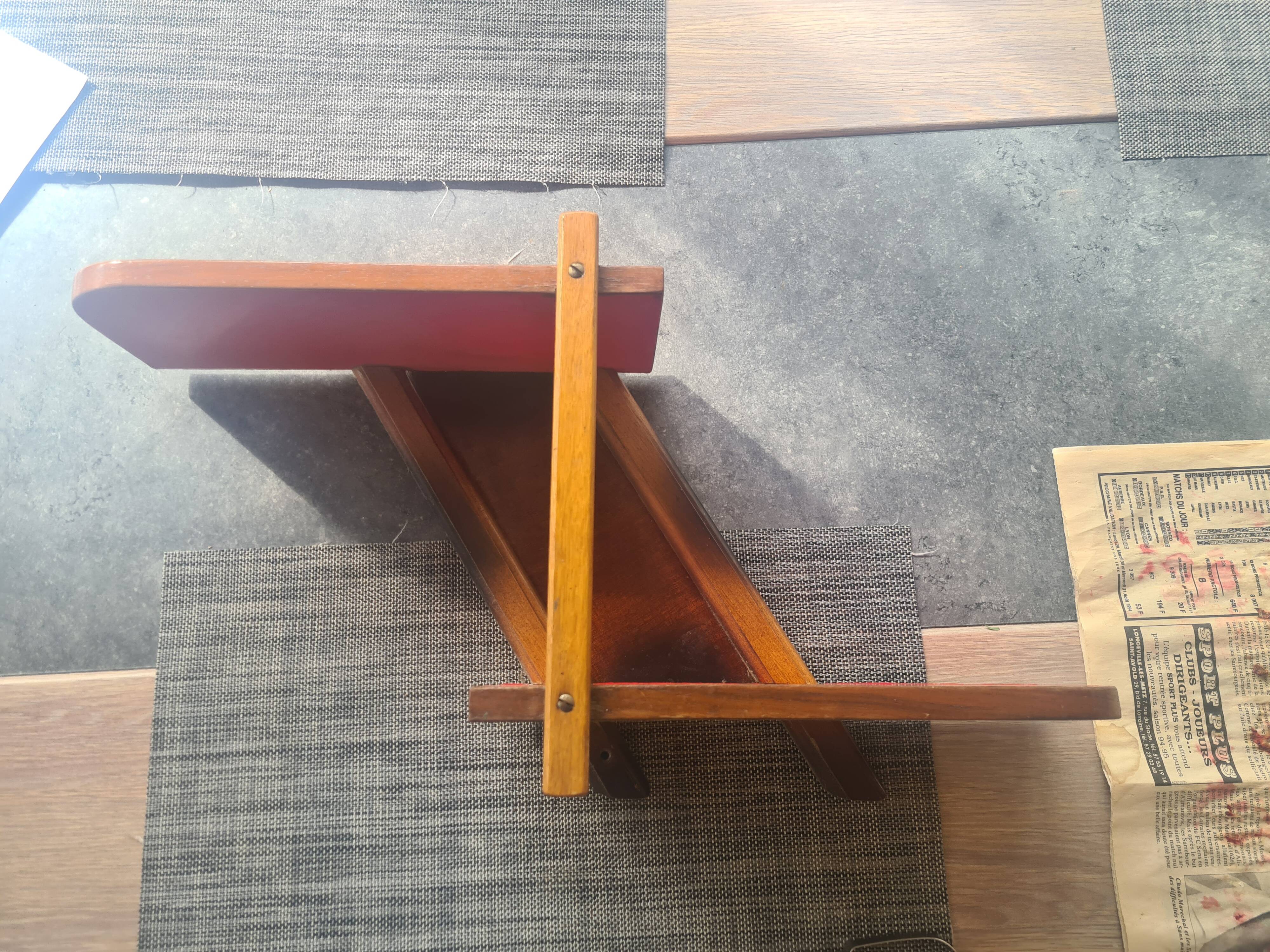 Vintage wall shelf year 80