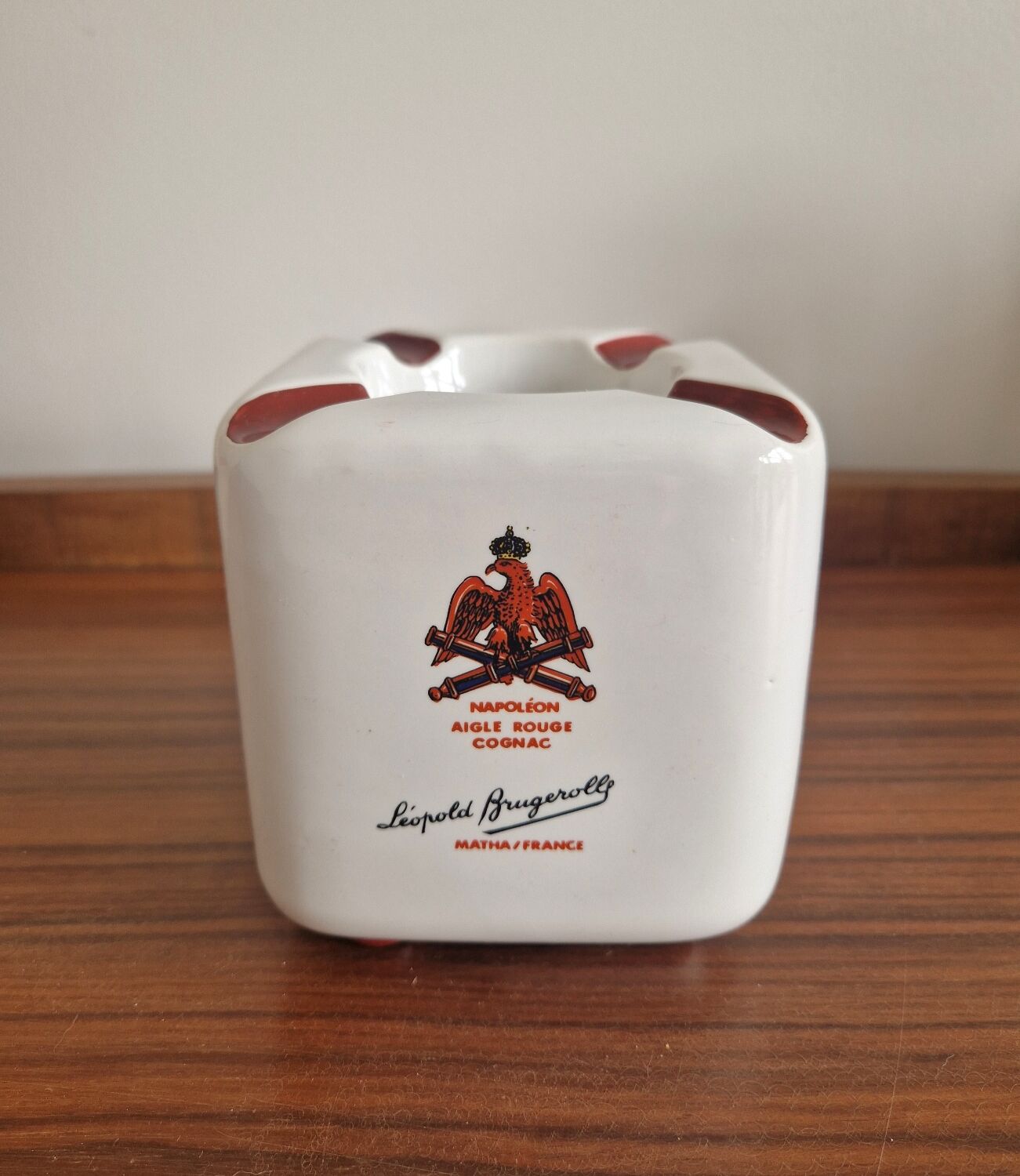 Cognac Napoléon advertising ashtray