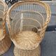 Paire de fauteuils bas en rotin
