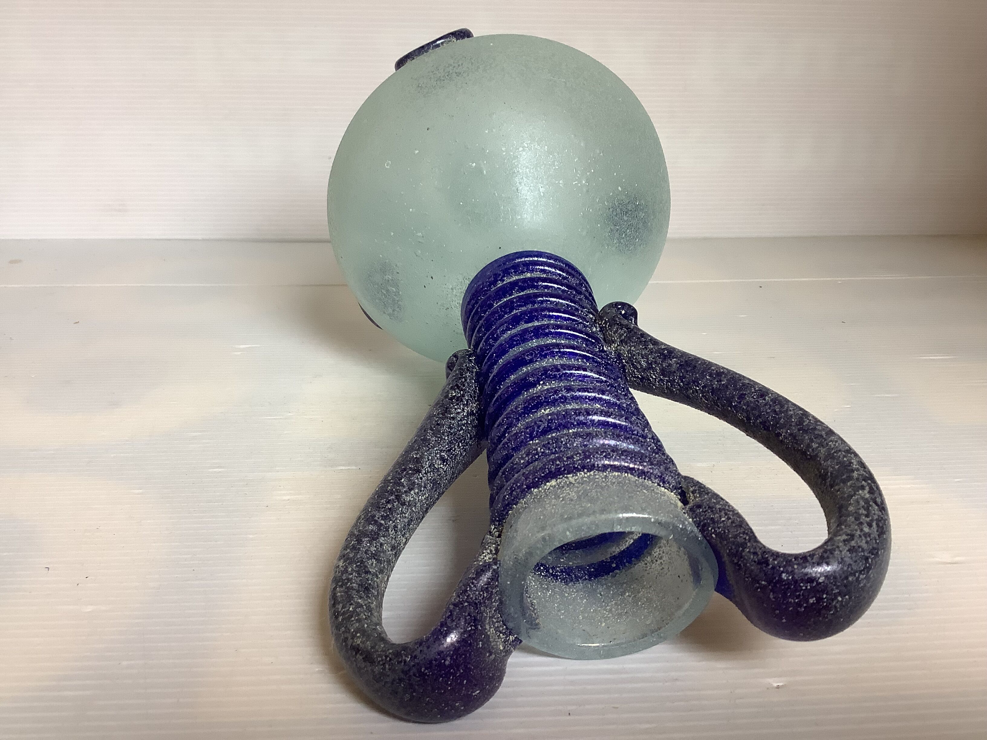 Vase avec anses Scavo bleu