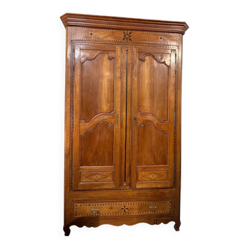 Saintonge wardrobe with side door